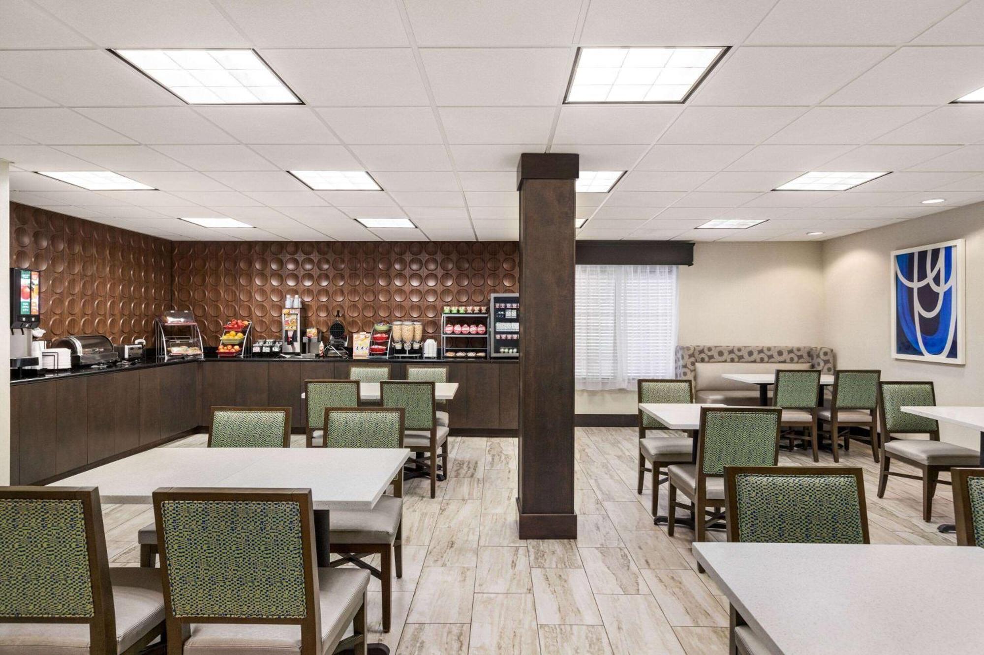 Wingate By Wyndham Savannah I-95 North Port Wentworth Exteriör bild